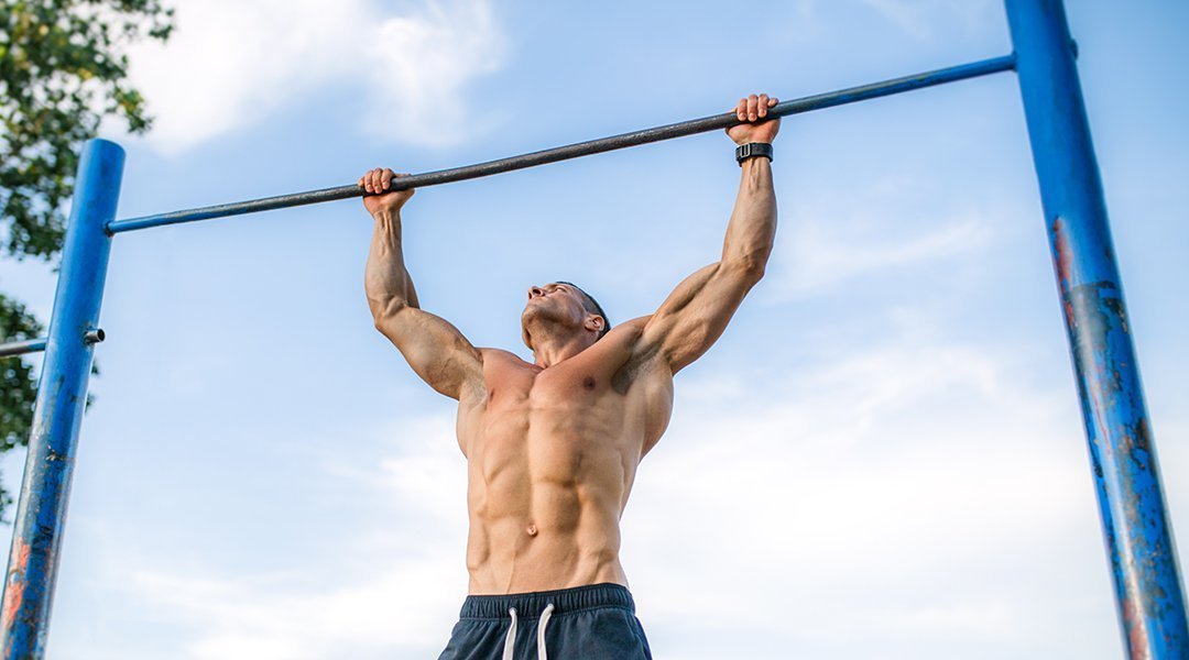 Tractiuni la bara exercitiu pentru spate